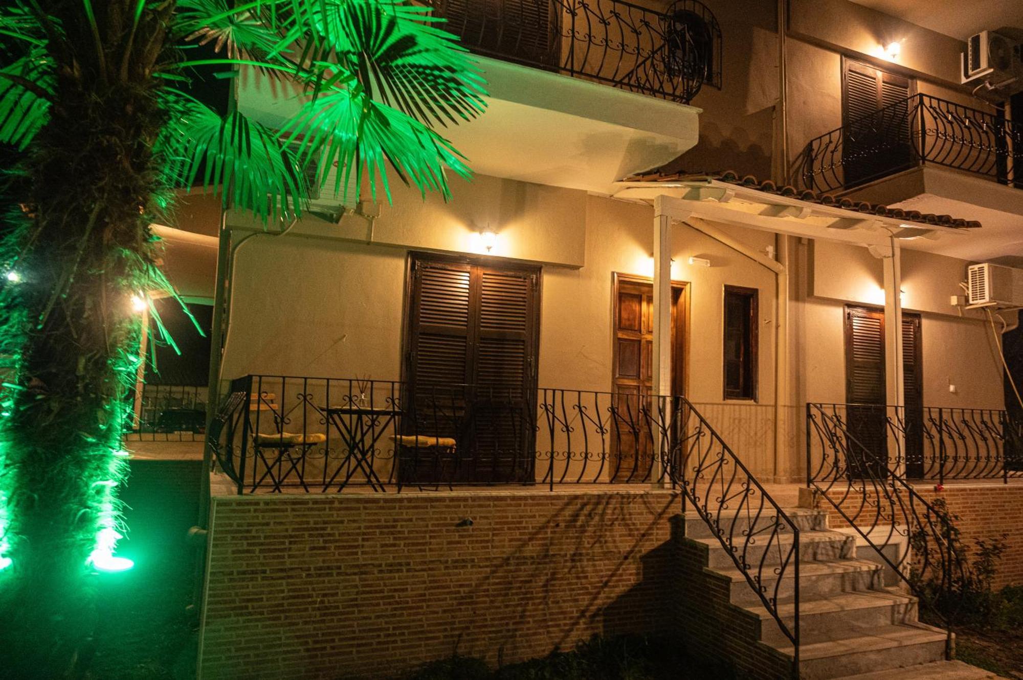 Βastasio Apartments Pefkochori Eksteriør bilde